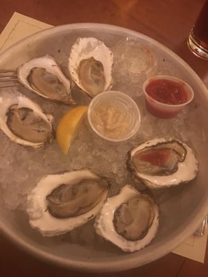 Ye Olde Union Oyster House plate of oysters - 10 Things to do in Boston Around Inbound